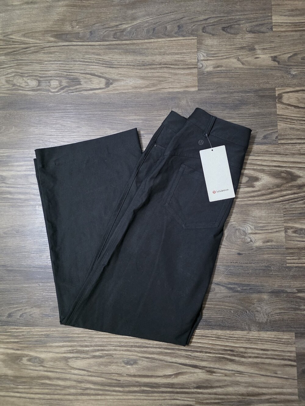 NWT Lululemon  City Sleek 5 Pocket Wide Leg High Rise Light Utilitech Pants